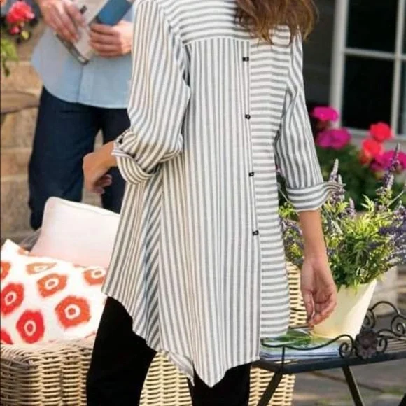 **SOLD** Soft Surroundings Standout Striped Shirt Size 3X - Picture 2 of 10